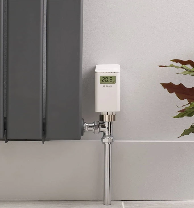 Manufacturer photograph of a radiator with a Bosch thermostatic control